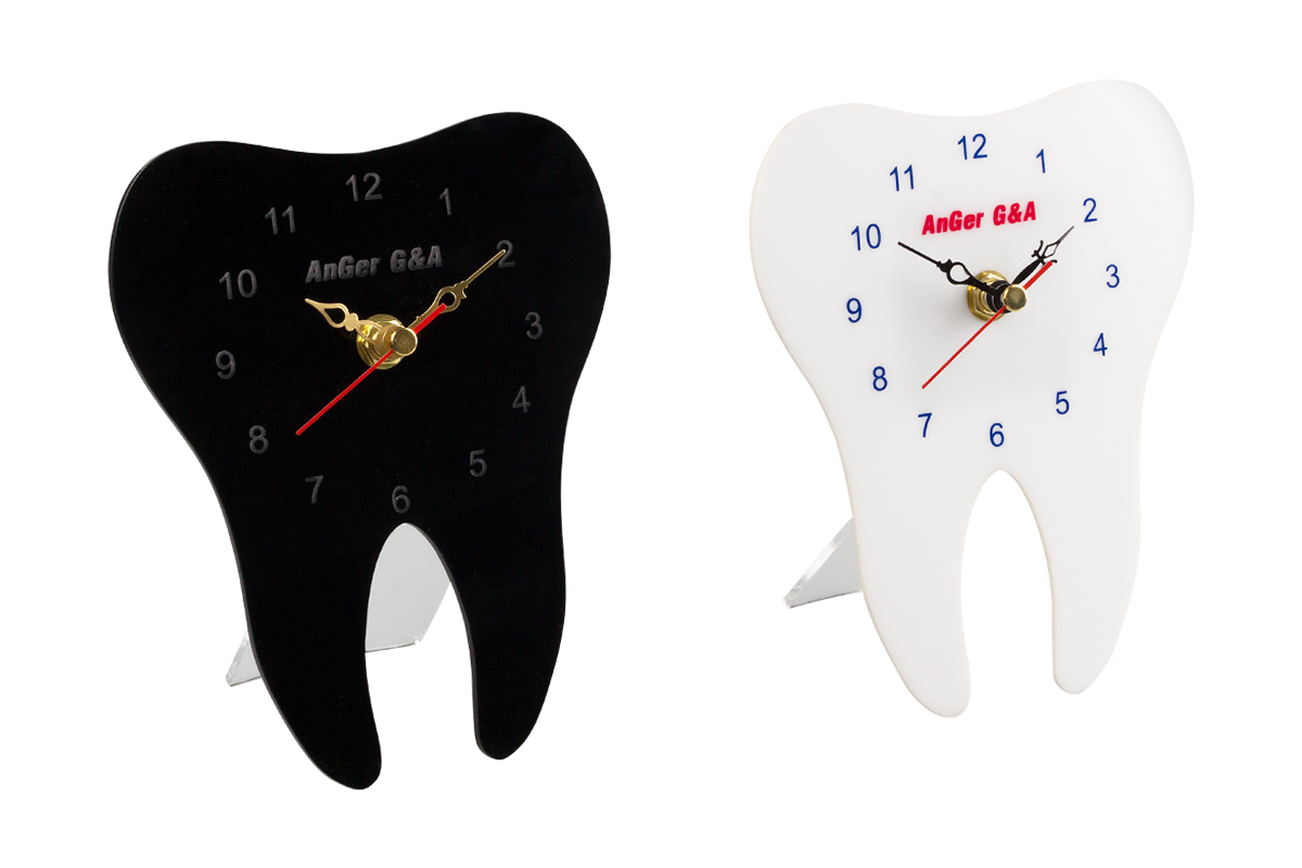 Настольные часы в виде зуба Anger