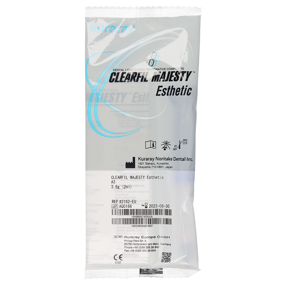 Clearfil Majesty Esthetic 2 мл Kuraray