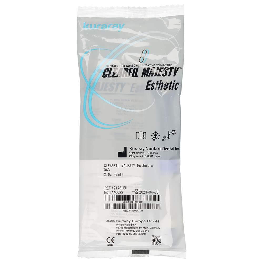 Clearfil Majesty Esthetic 2 мл Kuraray