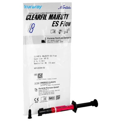 Clearfil Majesty ES Flow 2,7 г Kuraray